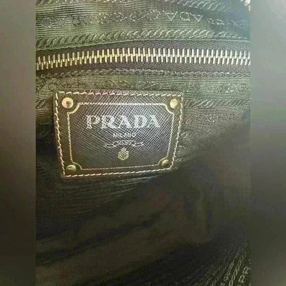 Authentic Prada Shoulder Bag Nylon Shoulder Bag Olive - Picture 16 of 16